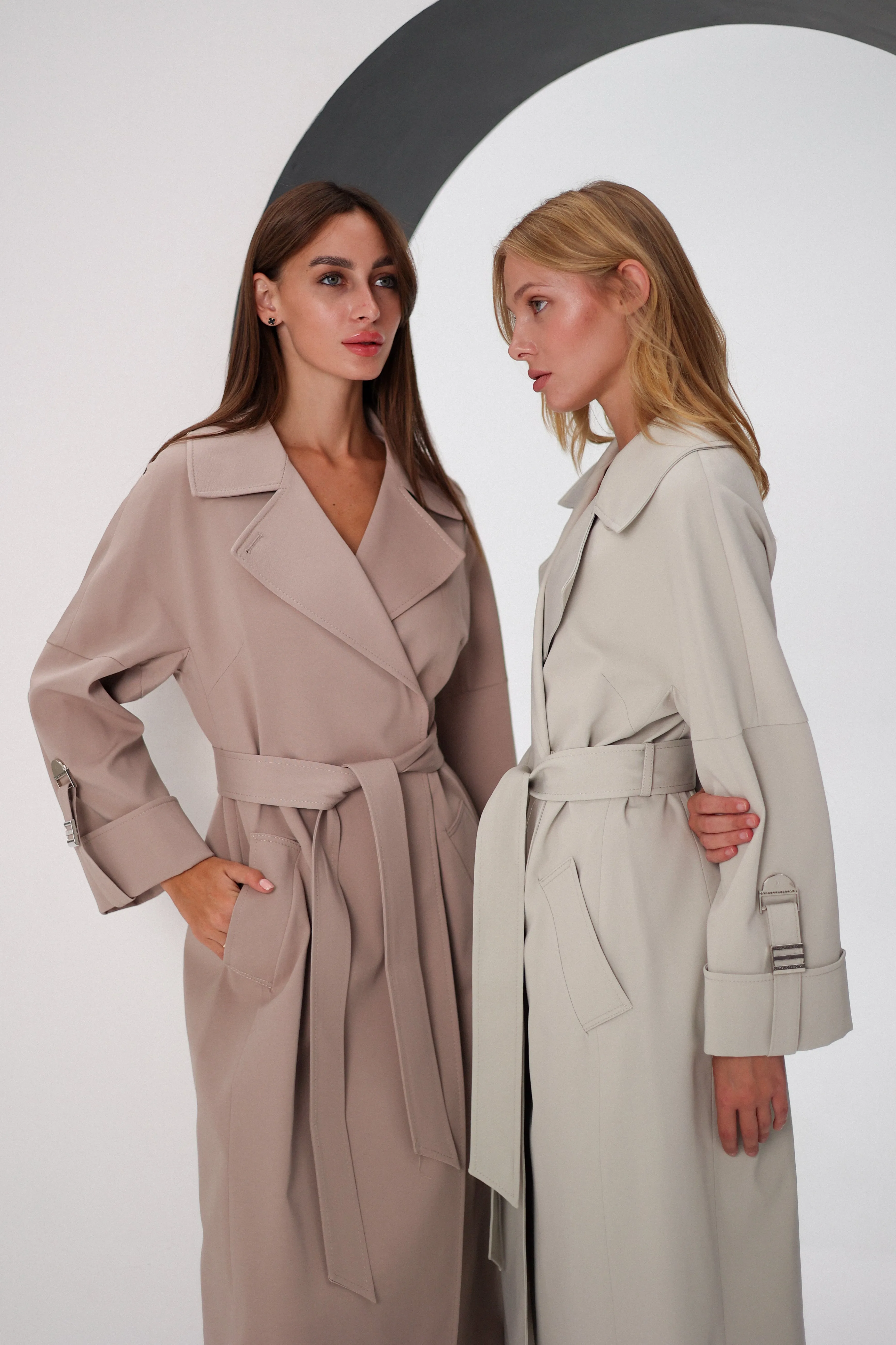 Aire Trench Coat in Dove