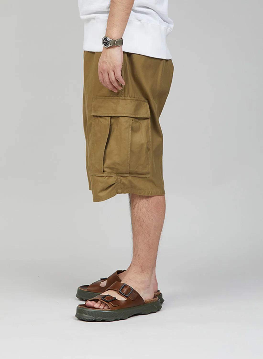 Army Cargo Shorts in Khaki