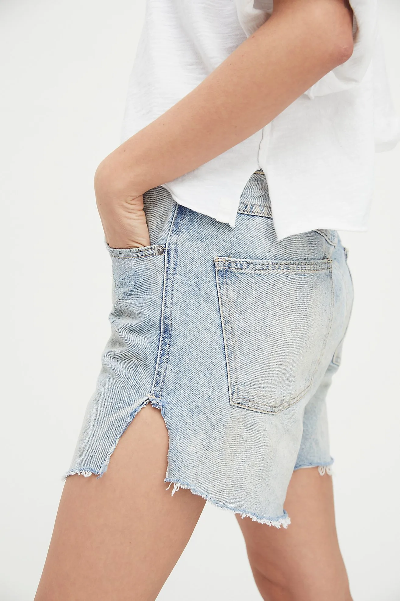 BAGGY TOMBOY SHORTS