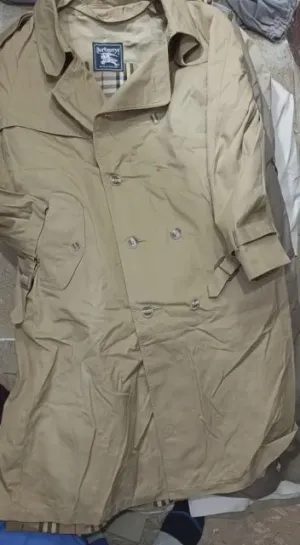 Burberry trench coat - 17 pieces