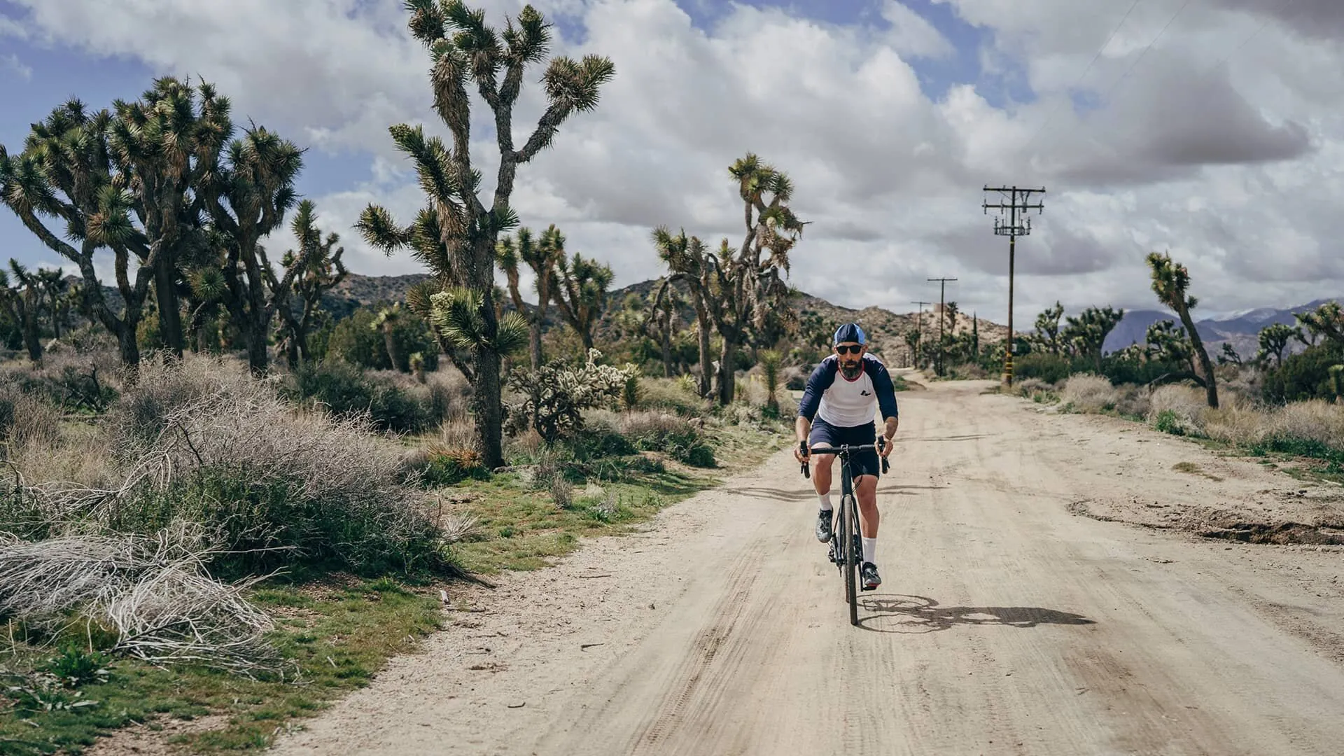 Café du Cycliste Barbara Lightweight Gravel Jersey