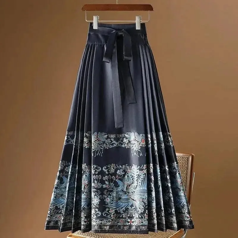 Elegant Chinese Style Pleated Maxi Skirt with Horse Face Print