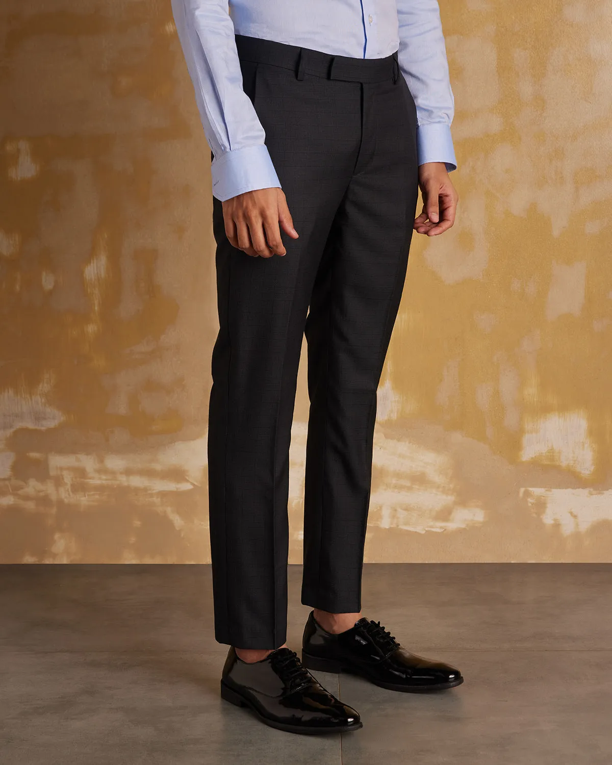 Heritage Blended Wool Dress Pants - Black