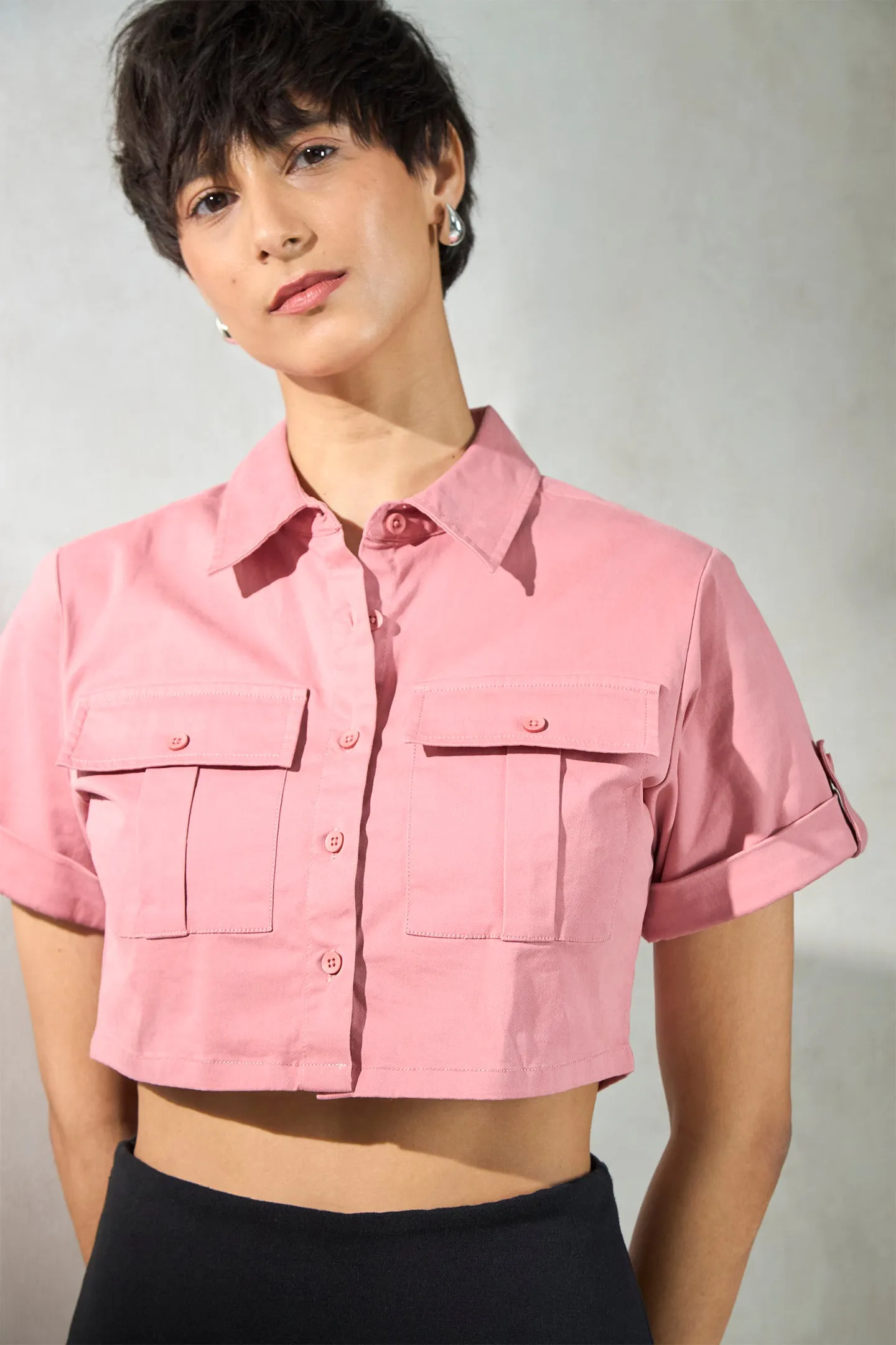 Lark|Cotton Buckle-Up Crop Shirt