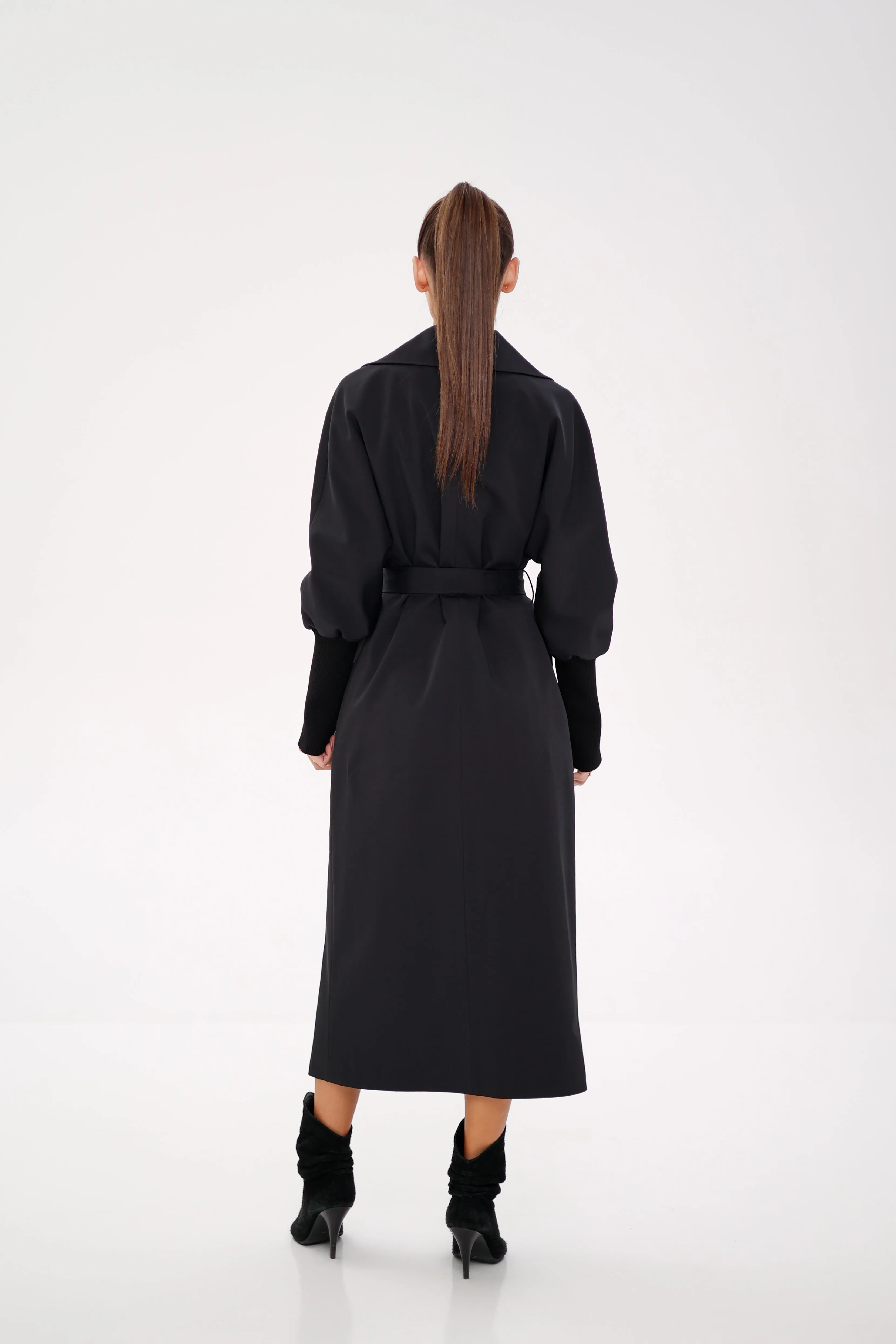 Miru Trench Coat in Black