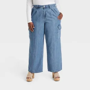 New - Women's Wide Leg Denim Cargo Trousers - Universal Thread Medium Wash 24