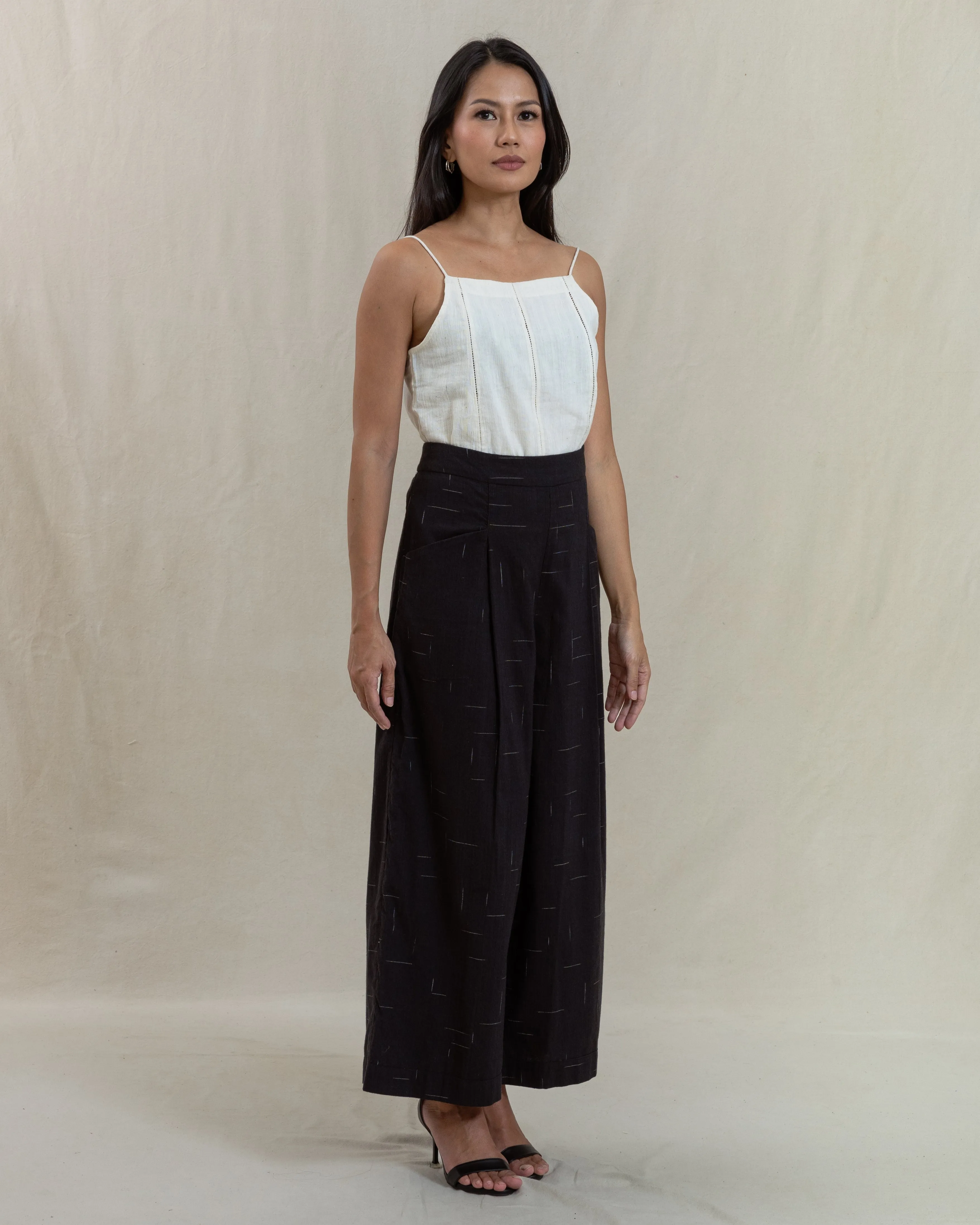 PAGISENJA - Culotte Pants