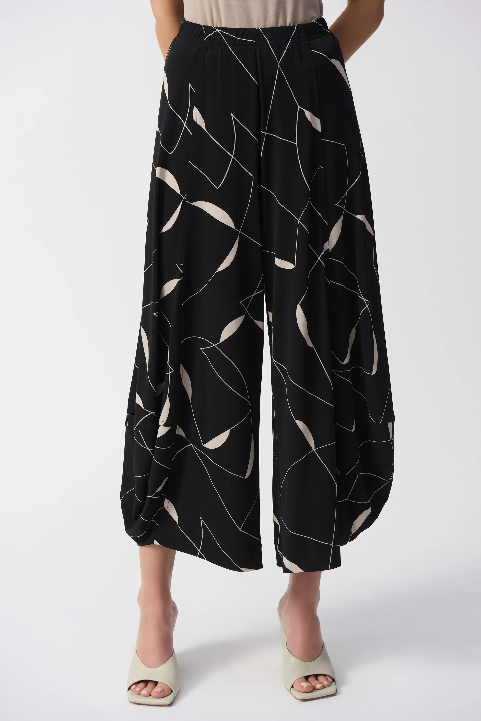 Silky Knit Geometric Print Culotte Pants