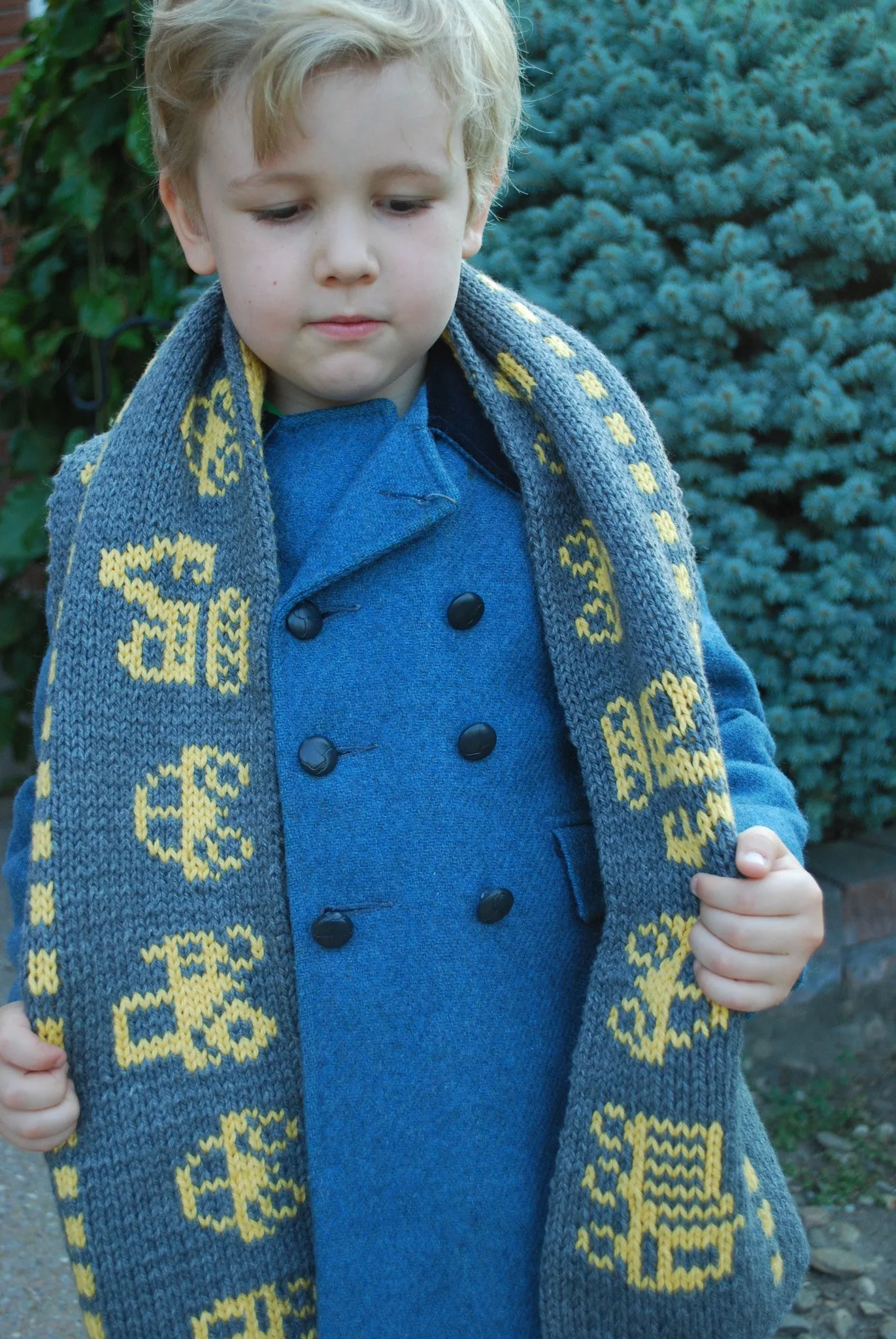 Traffic Scarf Pattern (PDF) - Knitting Pattern by Phibersmith Design