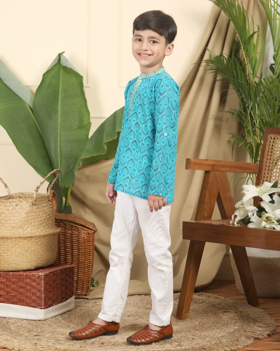 Zarkha Boys Ethnic Embroidered Cotton Short Kurta